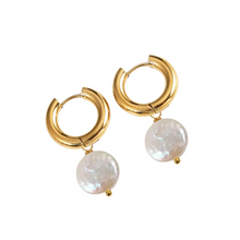 Load image into Gallery viewer, Coin Pearl Huggies