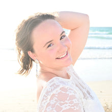 Load image into Gallery viewer, Dangly Shell Earrings