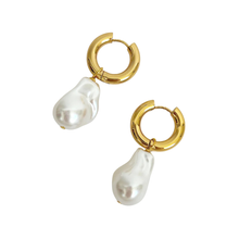 Load image into Gallery viewer, Sylvie Hoops
