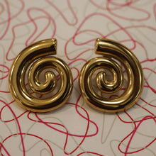 Load image into Gallery viewer, Spiral Earrings
