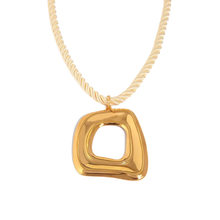 Load image into Gallery viewer, Carmela Necklace
