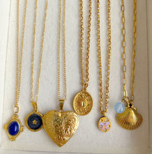 Load image into Gallery viewer, Daisy Jones Necklace
