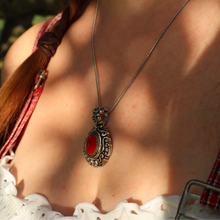 Load image into Gallery viewer, Vintage Rumors Necklace
