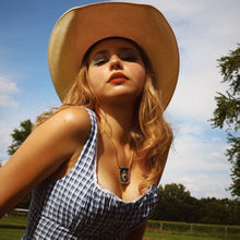 Load image into Gallery viewer, Wildheart Necklace

