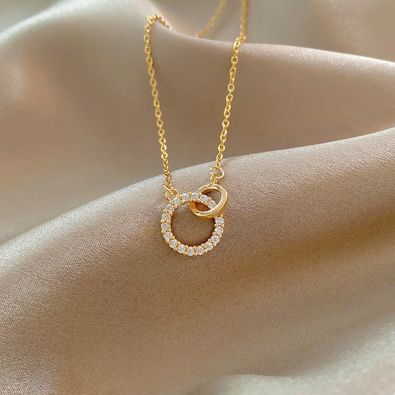 Intertwined Necklace