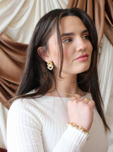 Load image into Gallery viewer, Selene Link Earrings
